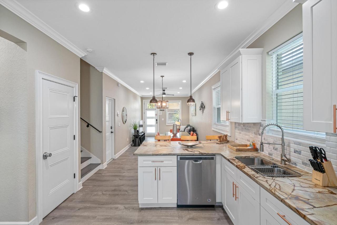 Cozy And Spacious 4Br House With Pool In Tampa Buitenkant foto
