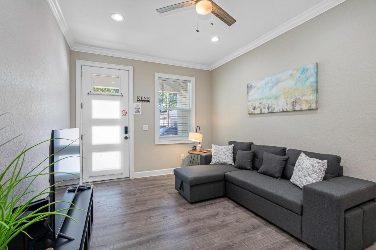 Cozy And Spacious 4Br House With Pool In Tampa Buitenkant foto