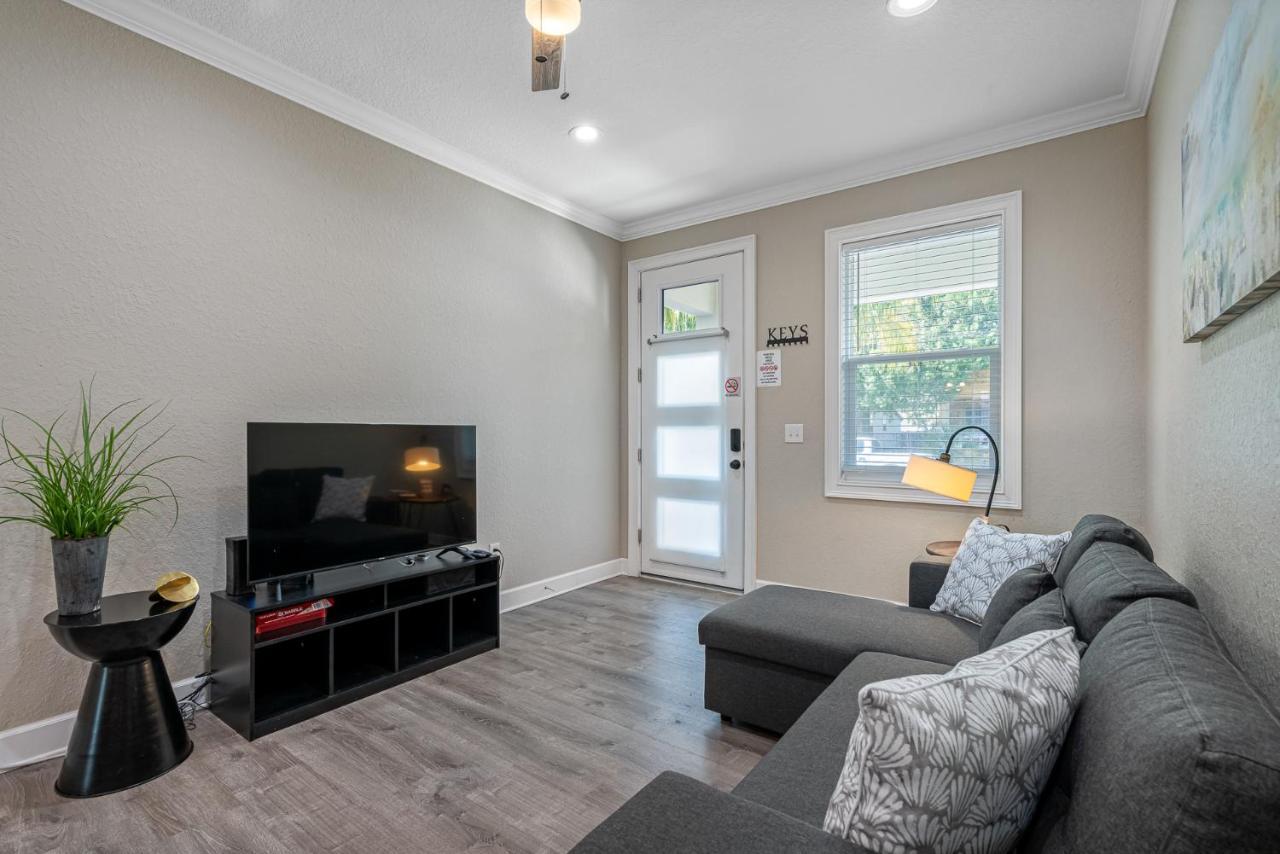 Cozy And Spacious 4Br House With Pool In Tampa Buitenkant foto